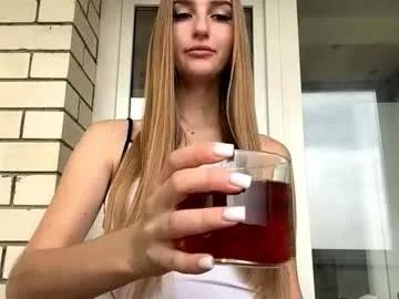 jinnyjaquins on Chaturbate 