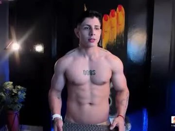 johan_williams_07 — MAKE ME EXPLODE WITH YOUR VIBRATIONS  #ass  #muscle #bigcock #bigdick #latino [3323 tokens remaining]