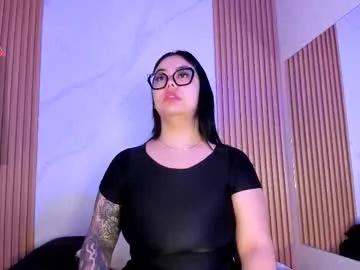 juicy_led_ — Come make me blush  - Goal: Boucing boobs  [30 tokens left] #bbw #bigboobs #lovense #latina #glasses