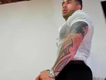 king_falconer — naked [200 tokens left] #latin #master   #muscle  #cum  #young