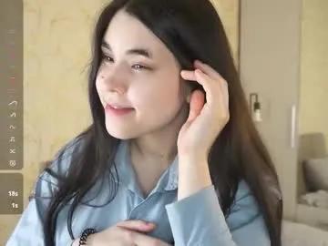 lynngroves on Chaturbate 