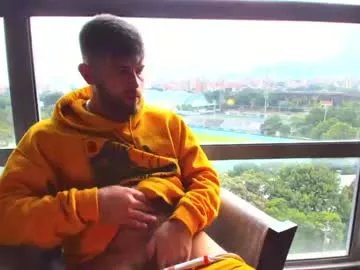 machinebumkelly on Chaturbate