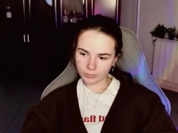 maybloom_ on Chaturbate