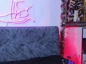 mightylaura on Chaturbate