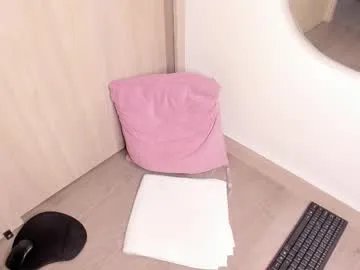 miss_melanie18 on Chaturbate