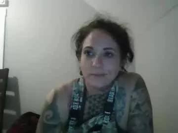 misshoneybadger333 on Chaturbate 