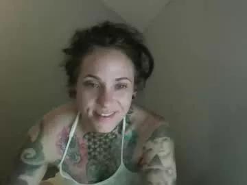 misshoneybadger333 on Chaturbate 