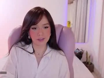 pau_cute on Chaturbate