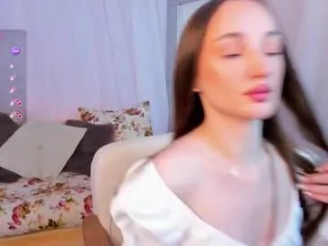 pearl_bloom — Pull down your shorts what color are your panties #18 #lovense #skinny #shy #bigass [40 tokens remaining]