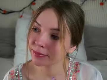 roxannastoo — Hi! GOAL:take off my top Don't forget to give me a thumbs up if you like me.  #18 #new #shy #petite #young [555 tokens remaining]