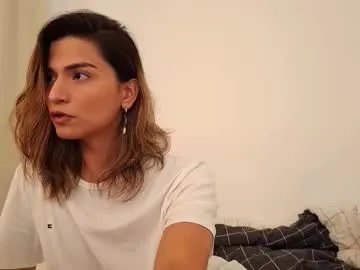 skyamber8v2 on Chaturbate