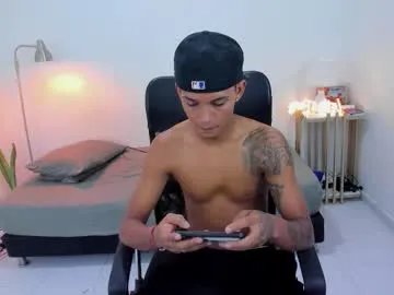 snak_master1 on Chaturbate