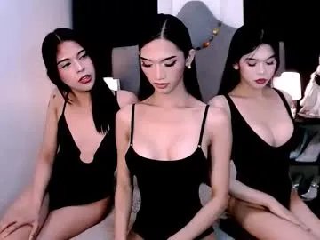 urfynestchina_doll on Chaturbate