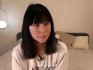 wanettabal — GOAL: legs close to camera [43 tokens remaining] Meow i'm Betty Welcome to my room! #ebony #bigboobs #cum #natural #skinny