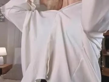 wilonebute on Chaturbate