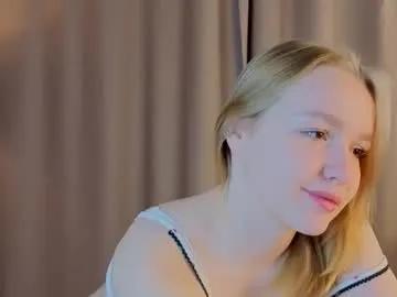 yangsperanza — ^**^ Hello! I'm Kate, 18 years old from Estonia! Nice to see you all here! Let's have fun with me || GOAL:  I want to pour you with rain of air kisses || #blonde #young #tits #ass #lovense [34 toke