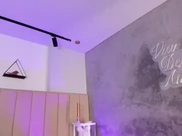 zoemonroee_ — GOAL: Sensual Finger Lick Close Up! [77 tokens remaining] SENSUAL LATINA WITH MASSIVE ASS!  Tease me with my Fav Patterns 69 - 101 - 301 // PVT OPEN  #bigass #latina #cute #tease #bigboobs