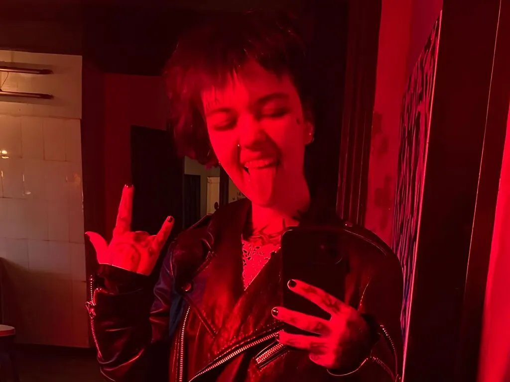 FloralFable — Mango