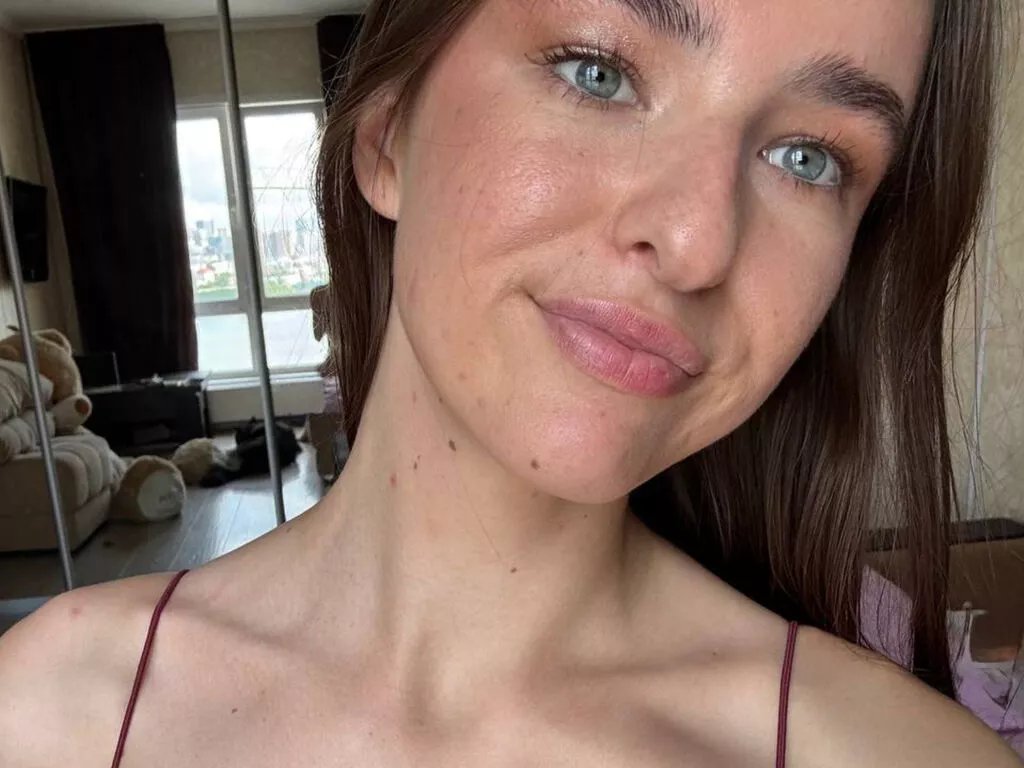 GingerWareham —  I love trying out new things, I love dancing to fun music, singing along to my favorite songs, lifting everyone's spirits and more.