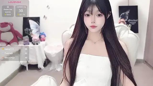 -EEBABY on StripChat 