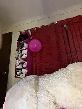 _Dulcinea777 on StripChat