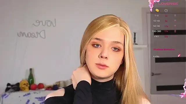 _yourFoxy_ —  CUM SOON 