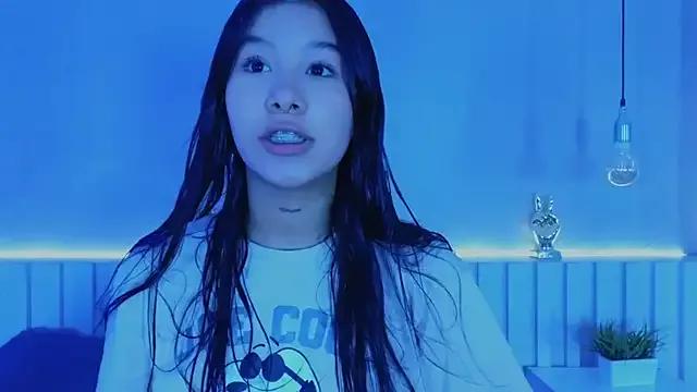 Aida_moreno — spank ass in doggy syle 