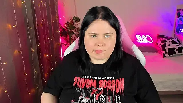 Akemi_BBW on StripChat