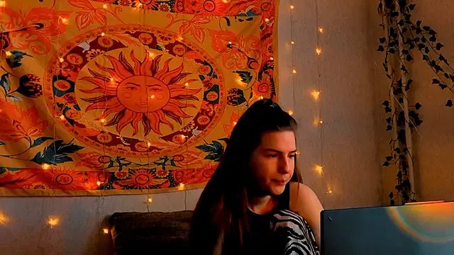 AliceCUNTach — Last tipper gets picture of feet