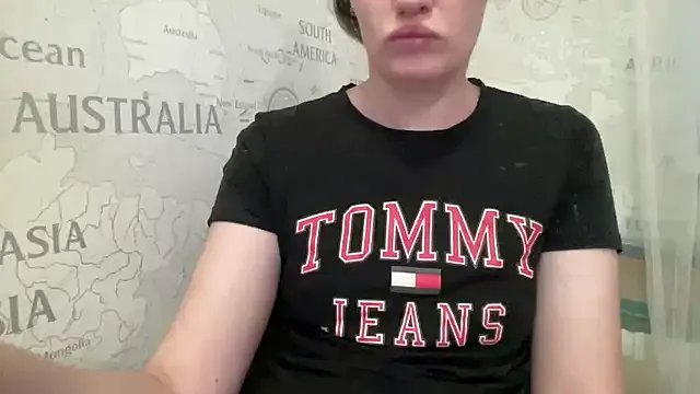 alisa_kitcat on StripChat