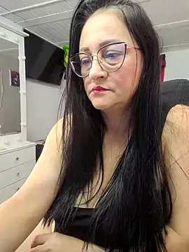 Ameliarizo on StripChat