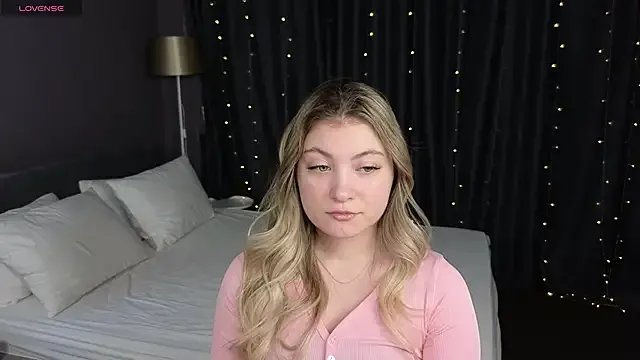 Angel__Grace on StripChat