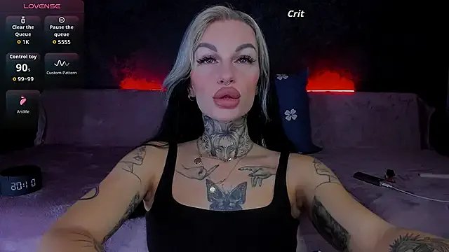 angel_devil_forever on StripChat