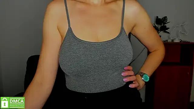 annakillianox on StripChat 