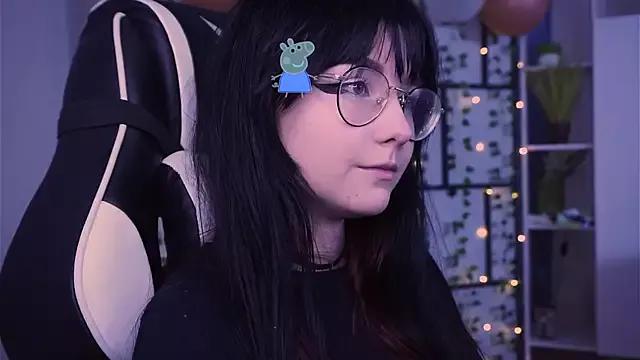 BereniceBattersby on StripChat 