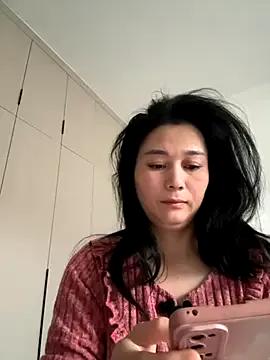 buusoom on StripChat 