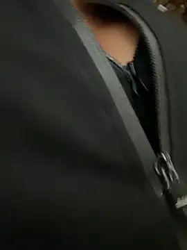 Cami_Leon2 on StripChat