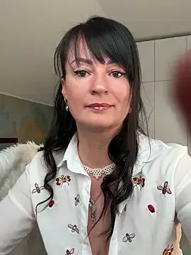 CherryCherry03 on StripChat