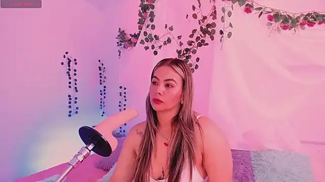 chubbyZoe — one finger pussy