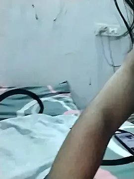 Cute-Naavya on StripChat