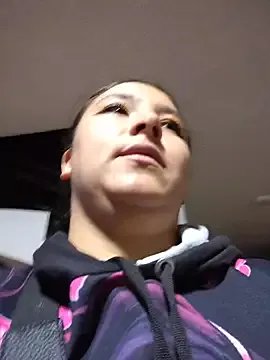 Cute_Penelope on StripChat