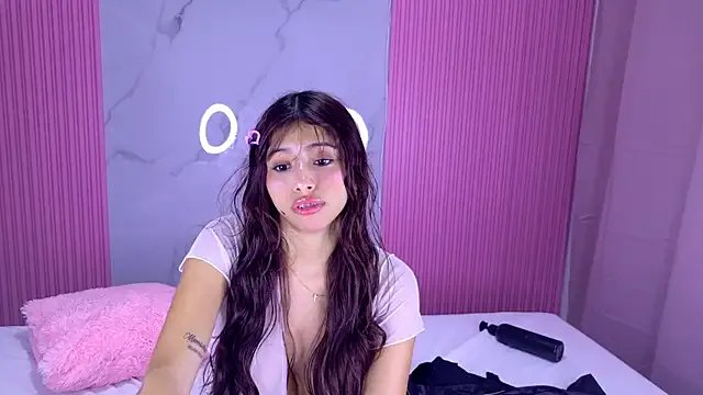 dafne17_ on StripChat