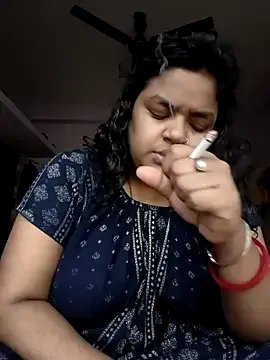 Deborbhavi222 on StripChat