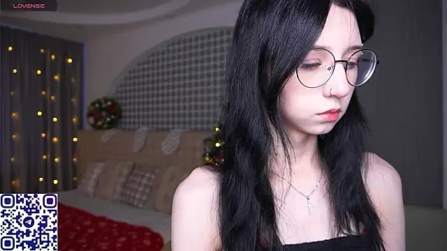 DeliaLoma on StripChat