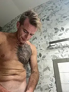 DILFiGuess1 on StripChat