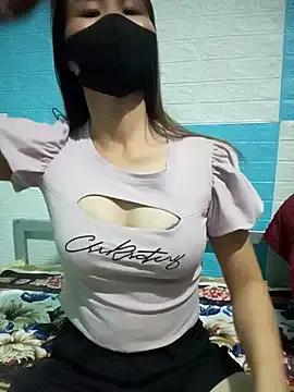 Donatella28 — masturbate and sit on new guy's face