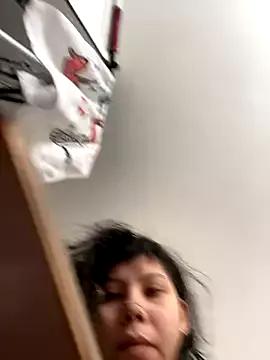 EemaHaruki on StripChat 