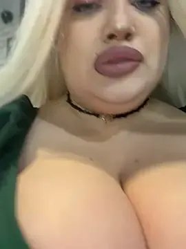 Eliaden on StripChat