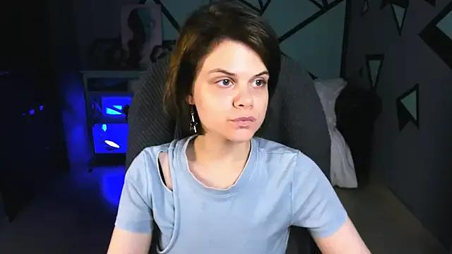 EllieMurler — 1 token if I'm beautiful