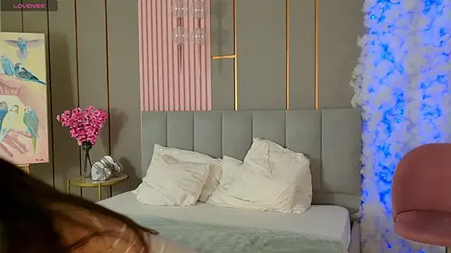 GabiBatista — lip teasing